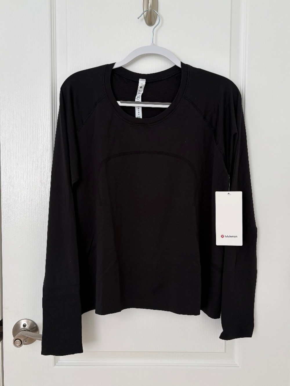Lululemon Swiftly Tech Long Sleeve 2.0 Waist Length Size 16 NWT Running Top